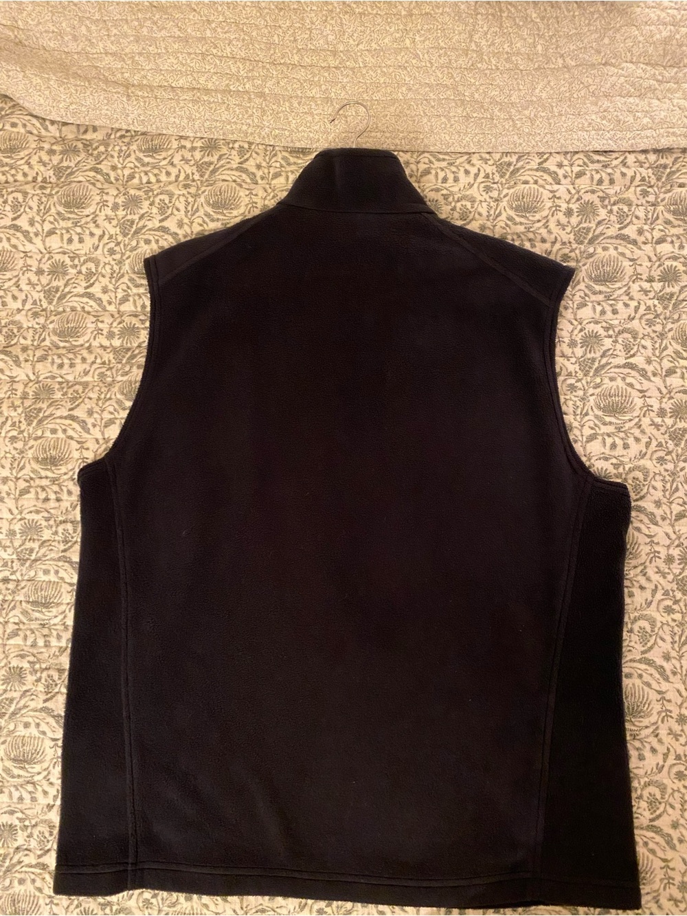 Men’s Charcoal Gray Columbia Vest, size Large - Picture 4 of 9